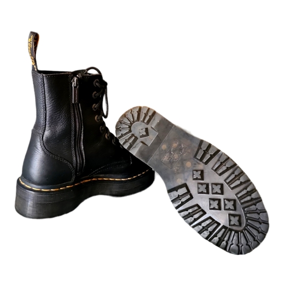 Dr Marten Jadon Black Leather Boot Men 9 Women 8 - Picture 3 of 4
